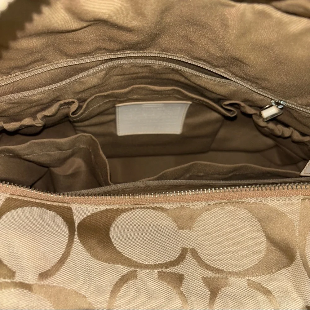 Coach F19202 Signature Stripe Multifunction Baby Diaper Travel Tote Bag